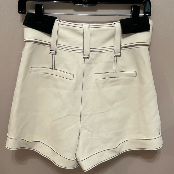 Cinq à Sept Women's Aldi Shorts - Picture 4 of 5